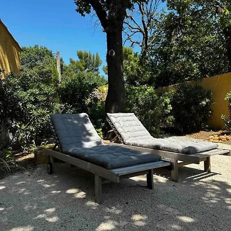 Avec Mezzanine Et Jardin Apartament Rochefort-du-Gard